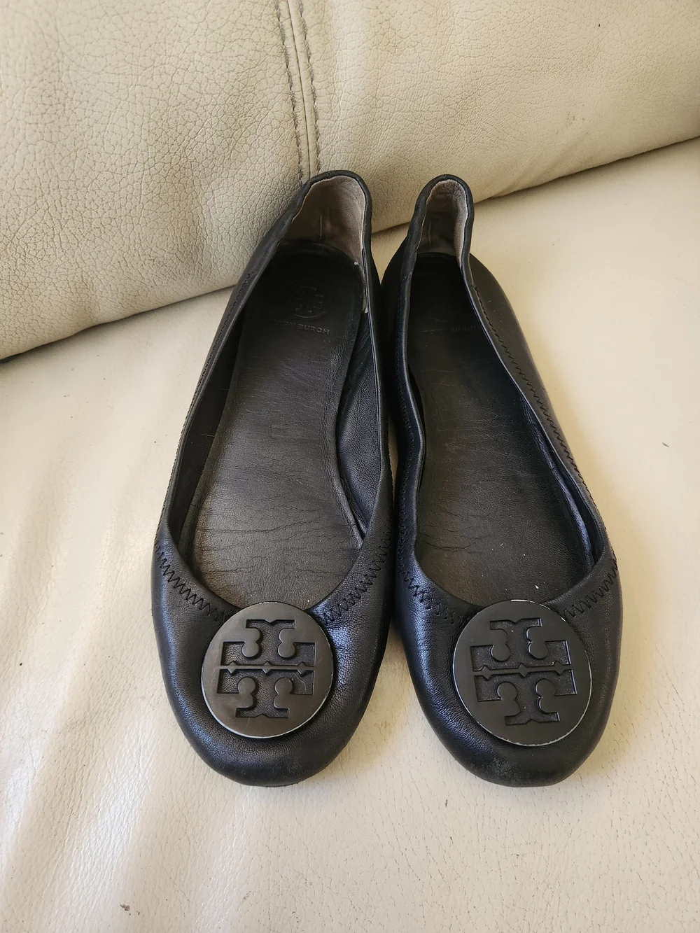 Tory Burch Black Leather Logo Ballet Flats